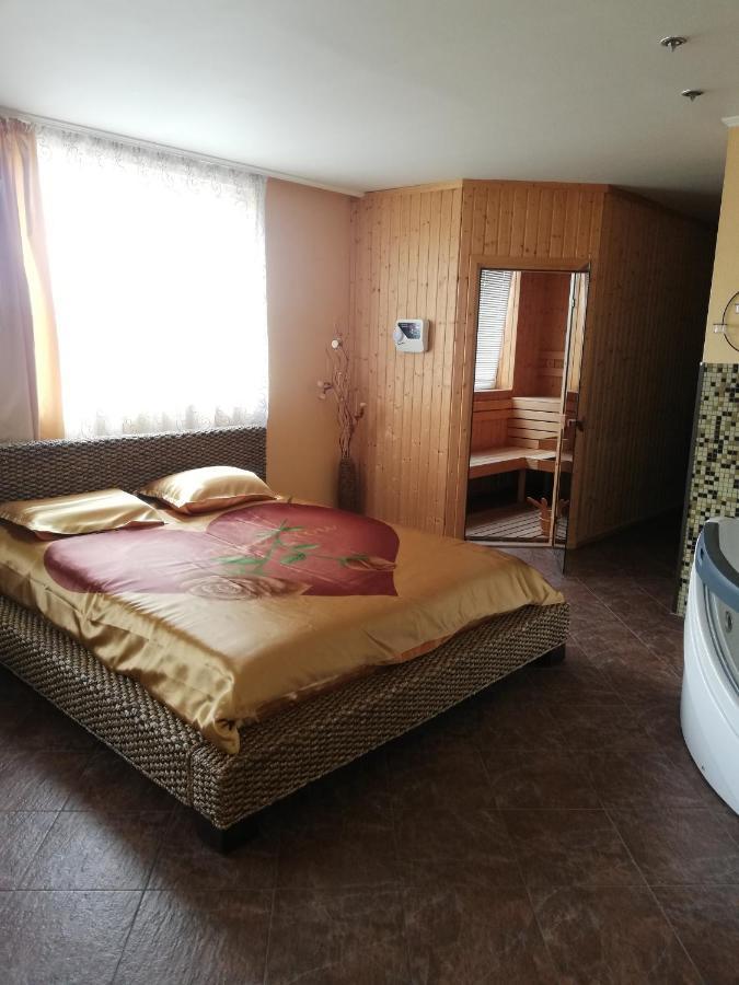 Хотелски Комплекс Родина Mizara Exterior foto